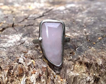 Rose Quartz Gemstone Ring made with Tiffany technique