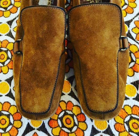 Vintage 60'S BARKERS tan suede pilgrim style SHOES
