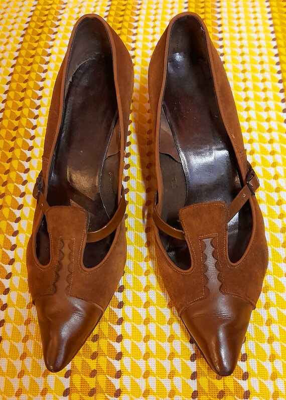 60s BROWN SUEDE t bar glamour WINKLEPICKERS heels… - image 3