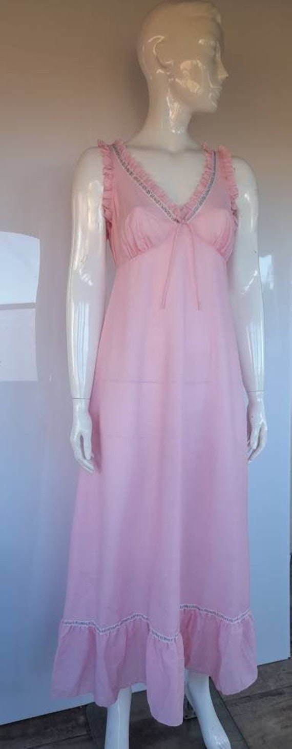 Baby pink maxi dress best sale uk