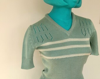 70s V Neck Green White Stripe Acrylic Knit Tigi Wear SKINNY RIB - Main Image