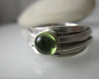 Breiter Wickelring Silberring grüner Peridot  Gold bicolor Wickelring grüner Edelstein Apfelgrün olivin grün