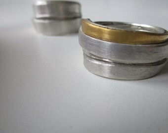 Eheringe ausgefallen individuell  , Silber &Gold  "Zaha"Weddingband Set Wickelringe bicolor