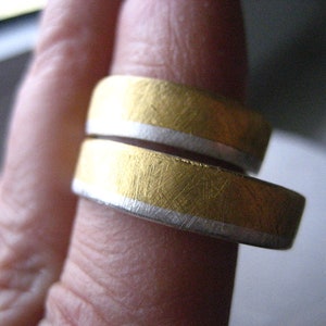 Ausgefallene Ringe Einzelring oder Set schlicht Silber Gold bicolor geschmiedet handgearbeitet Goldschmiedearbeit zdjęcie 3