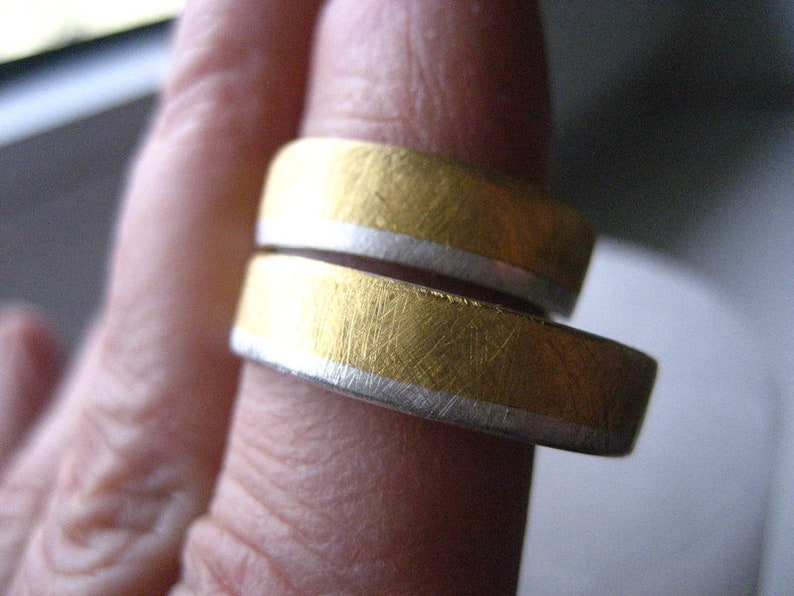 Ausgefallene Ringe Einzelring oder Set schlicht Silber Gold bicolor geschmiedet handgearbeitet Goldschmiedearbeit zdjęcie 3