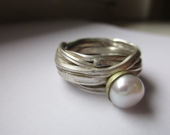 Wide large silver ring with pearl in 585 gold bowl winding ring