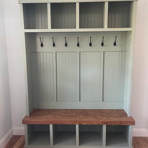 Locker Style 404 Customizable | Farmhouse Halltree | Mudroom locker | Hall Tree | Entryway furniture | Customizable | bench with storage