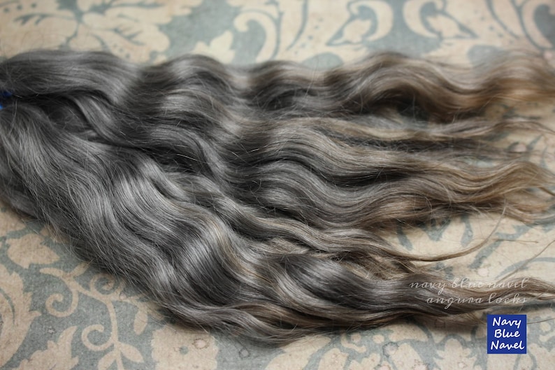 GRAY natural grey mohair fibers 20 cm cleaned and combed ready for doll hair: wig or reroot mohair locks 8