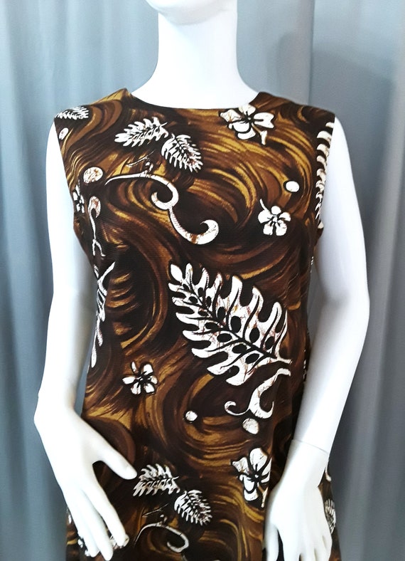 60s Monstera Leaf & Floral Hawaiian Shift Dress V… - image 4