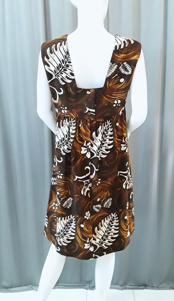 60s Monstera Leaf & Floral Hawaiian Shift Dress V… - image 5