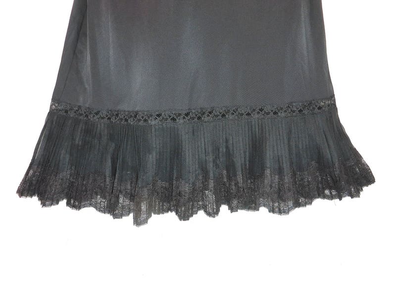 Jet Black Nylon Slip Dress Accordion Pleats /& Sheer Lace Full Slip Vintage Intimates Chemise Lingerie Empire Waist Bias Cut Size 32 S M