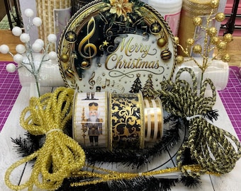 Merry Christmas Nutcracker Wreath Kit