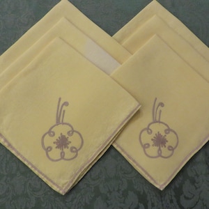 Napkins LINEN Gold and Taupe  //  Set of 6 Napkins  //  Vintage Yellow Gold Table Linens  //  Braided Trim on Edges, Corners  //  15 1/2&quot; sq