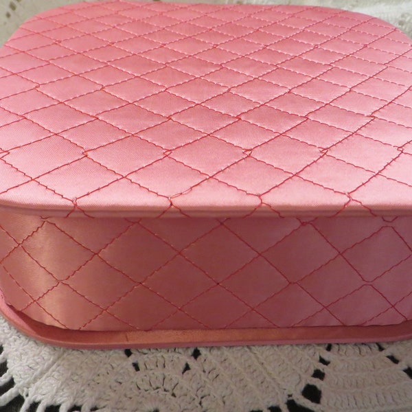 Lingerie Storage  //  Ladies Dresser Storage Box  //  Quilted Salmon PINK Color  //  Vintage Clothing Storage  // Square Box w/ attached Lid