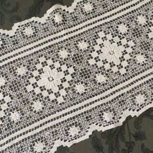 Table Runner or Dresser Scarf LACE  //  Off White Color  //  37&quot; Long by 13&quot; Wide  //  Pretty and Unique Pattern  //  Bobbin Cantu Lace