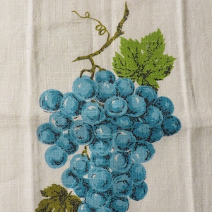 Vintage LINEN TOWEL, GRAPES, Leaves, Flowers  //  Soft Linen Vintage Towel  //  27&quot; x 16&quot;  //  Turquoise Blue, Green, Gold, Off White