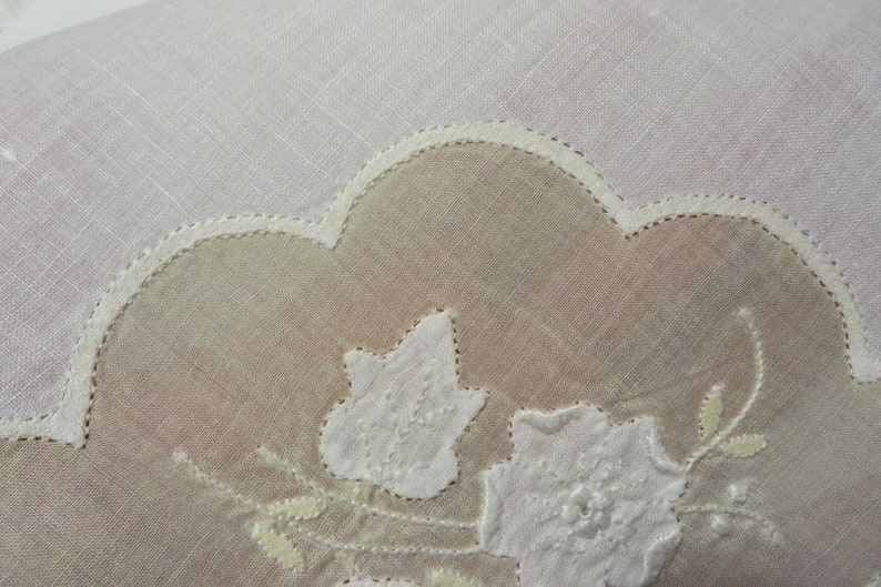 Napkins Set of 8 Dinner Size 16 12 Sq Cotton with Detailed Corners Embroidery and Applique Formal Dining Linens White Pale Yellow