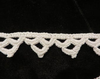 Vintage Crocheted Lace  3/4" Wide -  2 Yards (72" Long)  Lace Yardage  //  Lace Sewing Supply  //  Antique Lace