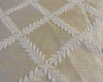 Vintage LENOX TABLECLOTH - Gold and White Lattice Pattern - 96" x 68" - Nice Quality, Heavy Fabric