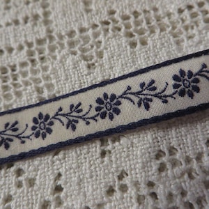 Vintage stoffen lint, 51" lang en 3/8" breed // Yardage bijsnijden // Knutselen, naaien, antiekreparatie