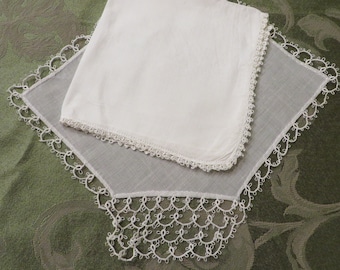 Pañuelos vintage, ambos con frivolité a mano // Pañuelo con delicado frivolité a mano // Hankie de boda blanco // Pañuelo blanco vintage