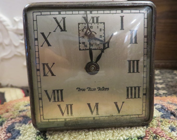 Antique true TIME Tellers Clock // Small Desk/tabletop Clock // Windup