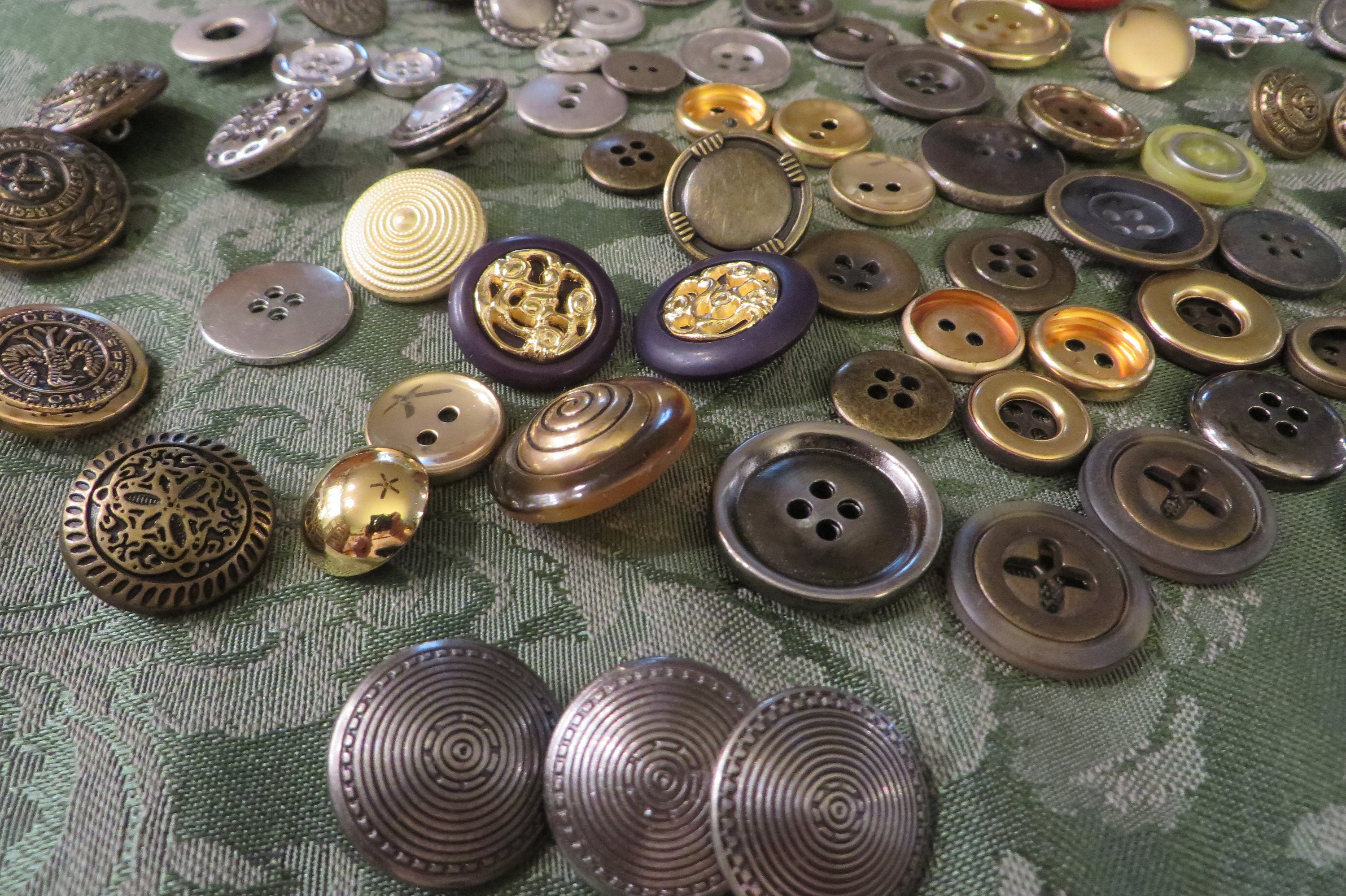 Flat Wide Rimmed Metal Buttons 
