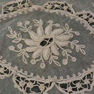 Beautiful Ornate, Antique LACE, Handmade, Table RUNNER, Mat, DRESSER Scarf  14&quot; W x 24&quot; L  //  Filet Lace, Embroidered Lace, Knotted Lace