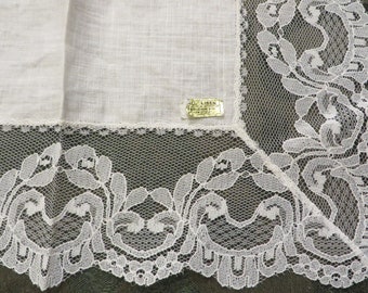 Vintage Linen & Lace Handkerchief  //  Wide, Lovely lace Edging; Interior is LINEN  //  Vintage Hankie //  Made in Hong Kong