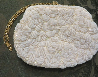 Purse Vintage Heavily Beaded, WHITE SEED PEARLS and Sequence  //  Small Clutch Formal Wear Accessory Beaded Handbag  //  Made in Hong Kong