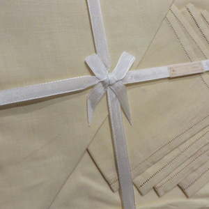 Yellow LINEN Tablecloth, NOS (New Old Stock) & Matching Napkins  //  Made in IRELAND, &quot;Hudson&#39;s Bay Co&quot;  Original Packaging  //  Hemstitched