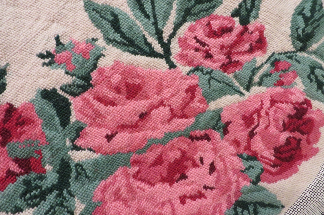 BEAUTIFUL Wool NEEDLEPOINT of ROSES // Pink Roses // Hand - Etsy