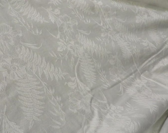 Vintage TABLECLOTH Beautiful Damask Print of FERNS - Hemstitched - 94" Long, x 58 1/2" Wide - Cotton Blend Easy Care Fabric