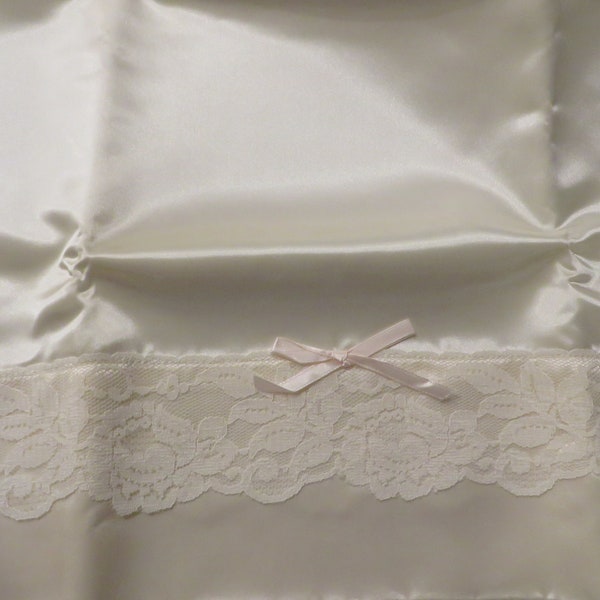 Vintage Pillowcase Standard Size  //  Satin Fabric or Satin Like (No tags)  35" by 22"  //  Off white color with Pale Pink Ribbon and Lace