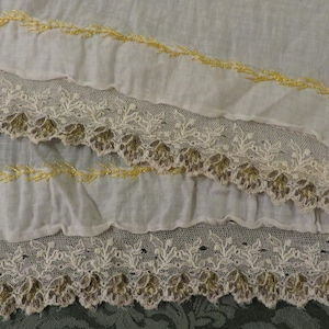Lace Sheer Dresser Scarf or Table Runner  //  Vintage Linens  // OFF-WHITE Yellow Gold, Old Gold  //  Shabby table Linens - 31&quot; x 16&quot;
