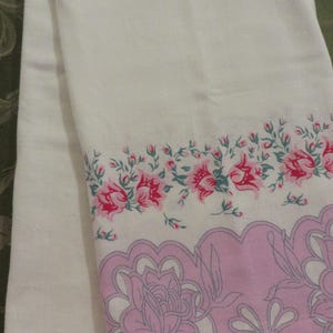 Feed Sack Pillowcase Beautiful Border Pattern in Lavender Pink Red Green  //  French Seams, Vintage Handmade  //  Feed Sack Fabric