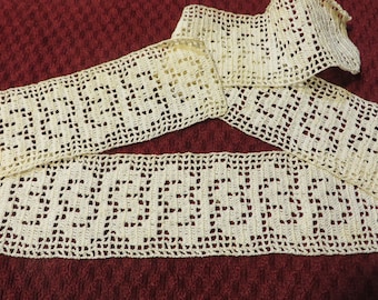 Vintage Hand Crocheted Lace //  33  1/2" Long, Width is 2"  //  Lovely Handmade Lace  //  Antique Lace  //  Free Shipping in US