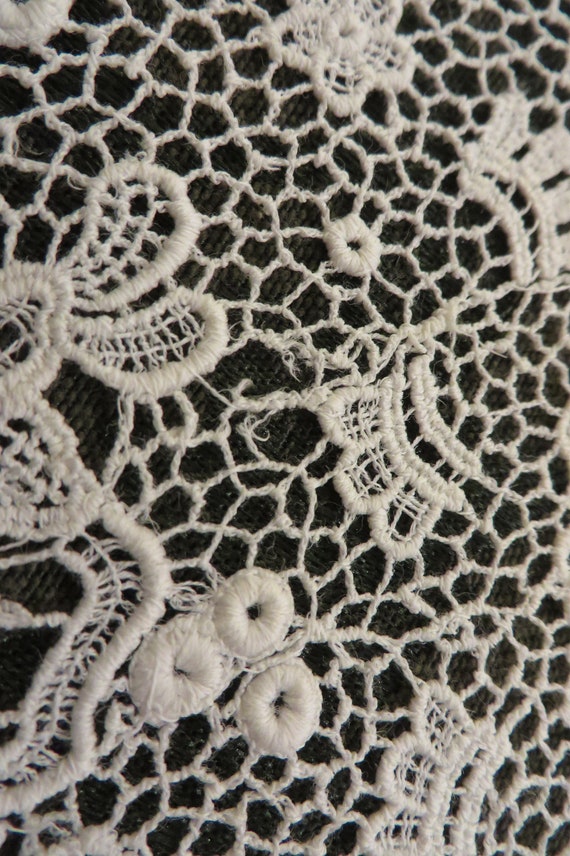 Beautiful Intricate LACE COLLAR  //  White Antiqu… - image 10