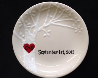 Personalized Ceramic Ring Dish, Engagement Wedding Gift, Valentine's Day