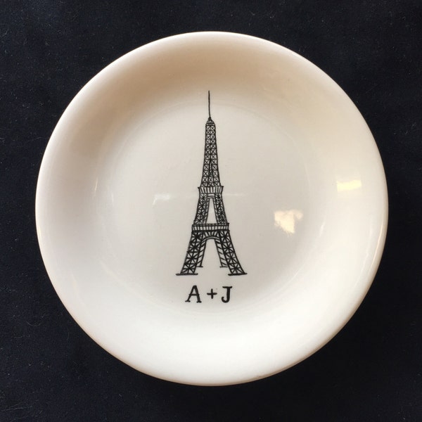 Eiffel Tower ring dish, Engagement gift, Paris ring dish, Personalized Hand Painted Ceramic Ring Dish, ring holder- Anniversary