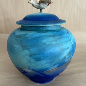 Urne funéraire , urne artisanale, urne avec oiseau , urne Aqua