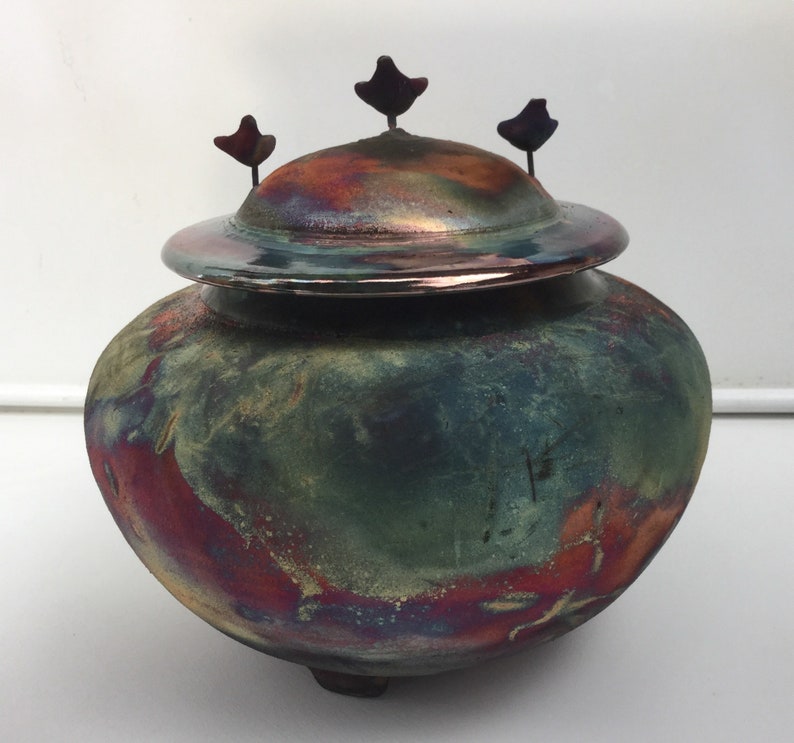 urn for pet, small urn for ashes of an human being, small raku urn, image 1