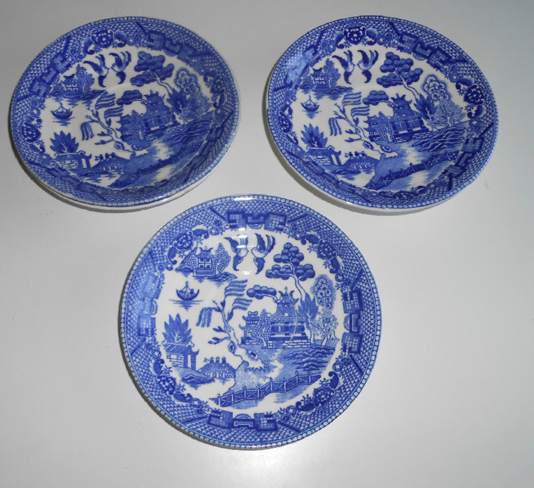 Saucers, Five Vintage Saucers, Made in Japan Porcelain Saucers, Cups and Saucers, Blue Plates