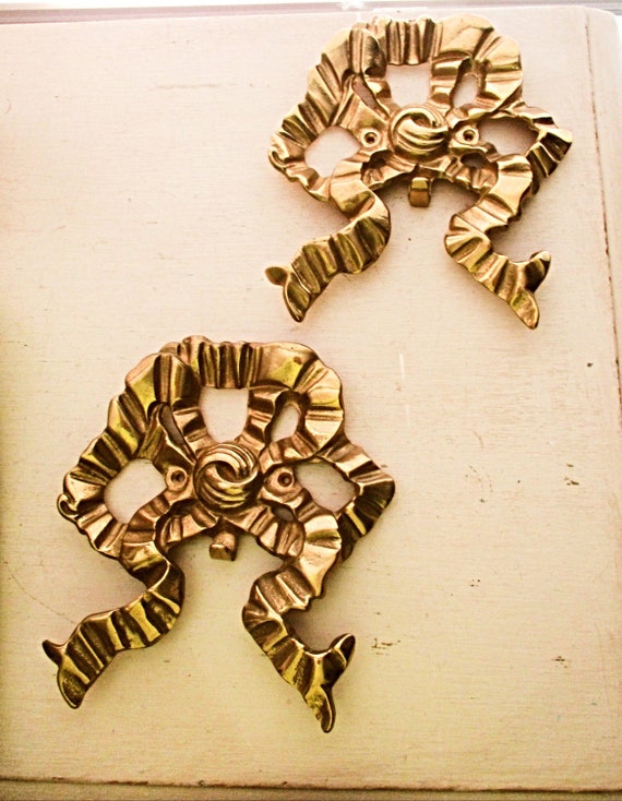 HEAVY Brass Alloy Wall Hangers, Vintage Wall Decor, Wall Accents, French Decor, Gold Decor, Wall Decor