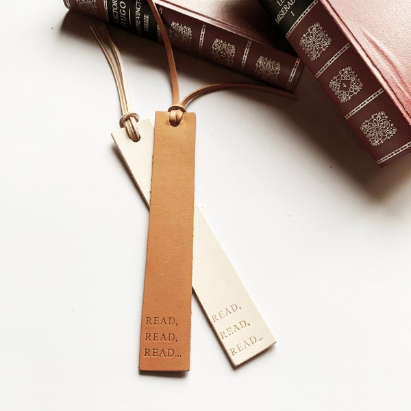 Personalized bookmark in upcycled leather