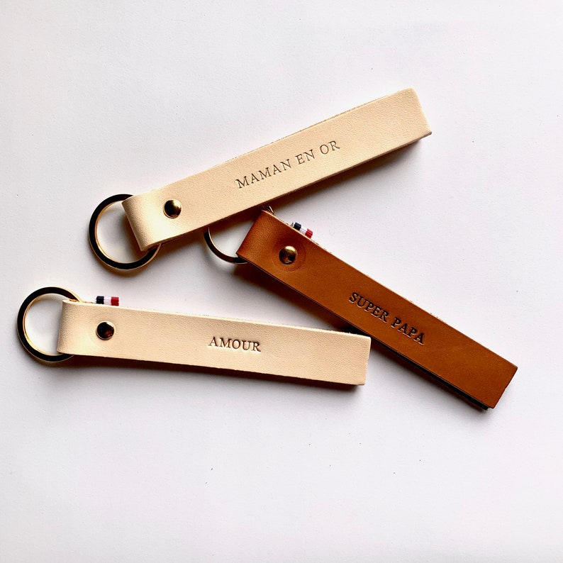 LeonnyCha – Porte-clé en cuir personnalisé Maman LeonnyCha – Porte-clé en cuir personnalisé Maman