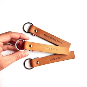 Grand porte-clé personnalisé en cuir CAMEL, cadeau unique, fêtes, mariage, noces de cuir, emménagement, maîtresse, fête des pères, parrain