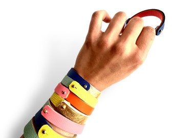 Leather bracelet in pop and vibrant colors, Customizable and interchangeable at will