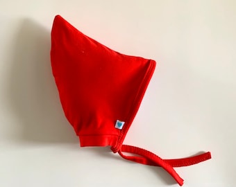 RED SMURF HAT GNOME HAT /& BRACES SET FANCY DRESS PARTY