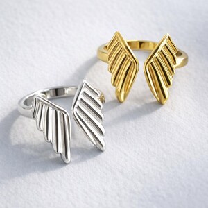 Anillo de alas de ángel dorado o plateado / Anillo de ángel llamativo / Anillo de alas de ángel ajustable / Joyería de ángel de la guarda / Acero inoxidable resistente al agua imagen 9